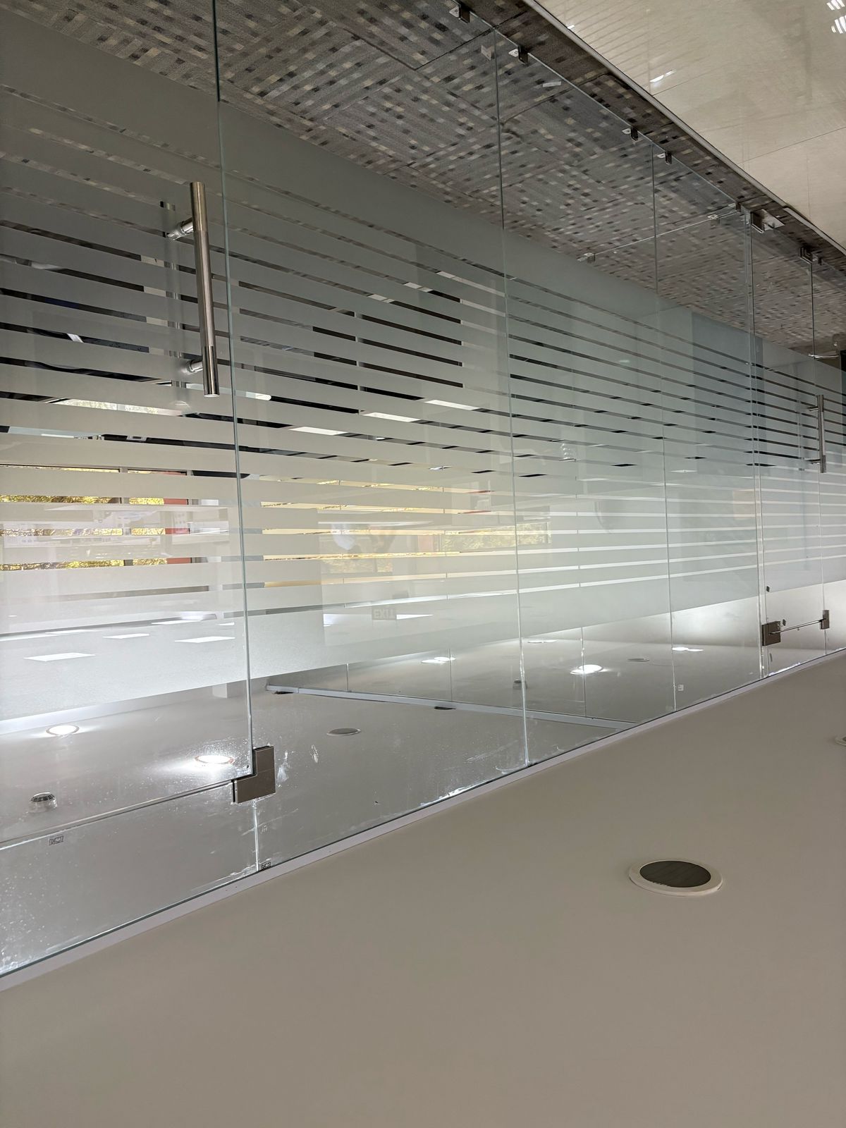 Almirah & Fall Ceiling