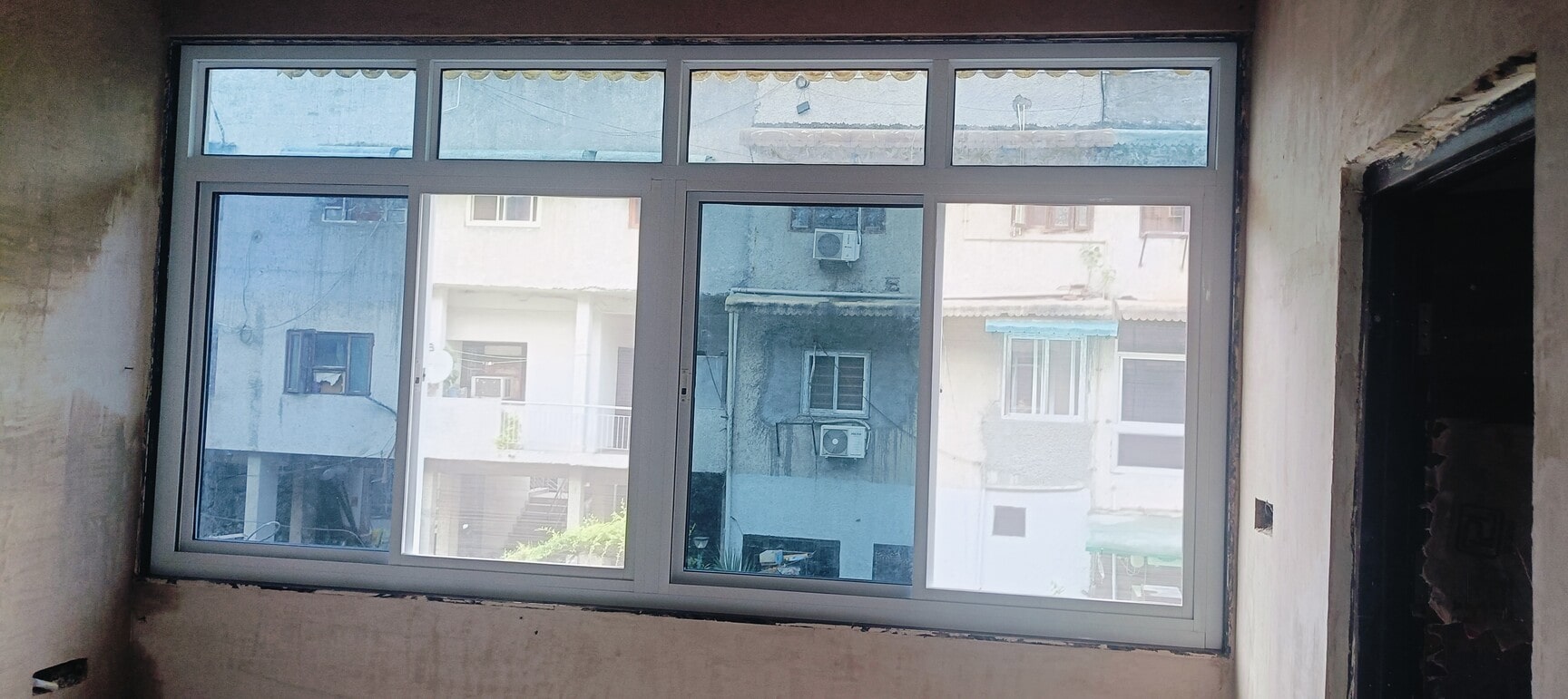 Professional Glass Film Application